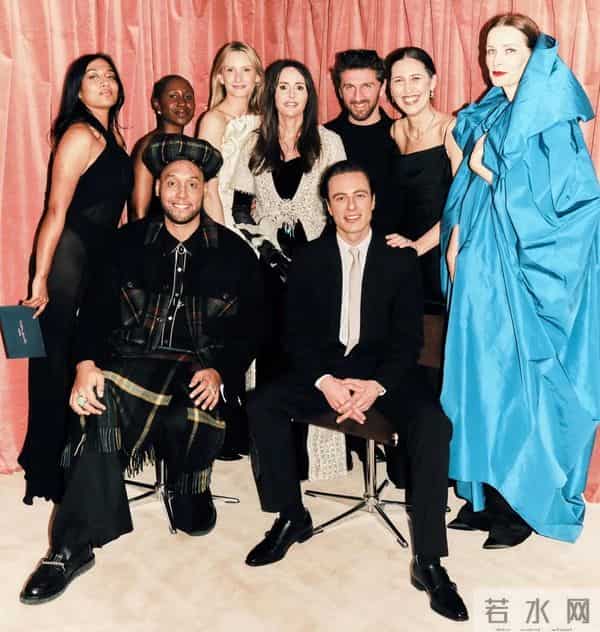 2025英国时尚大奖颁布，Jonathan Anderson连续三年获年度设计师