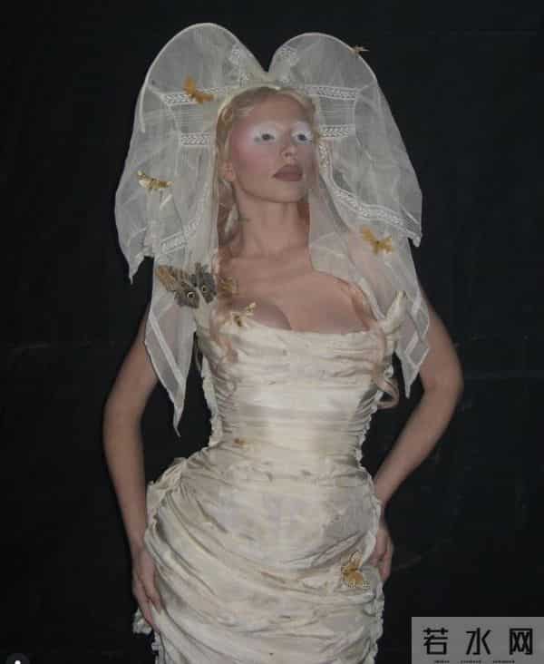 Lady Gaga巡演来到墨尔本，她的26岁澳大利亚设计师是谁？