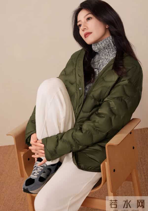 高圆圆冬季穿搭更新