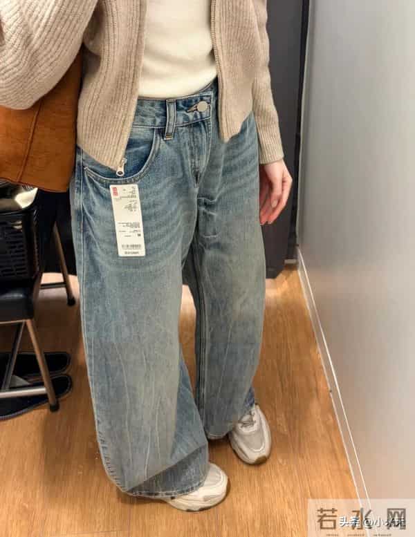 优衣库这拉链毛衣，直接把“秋冬懒人搭”焊在身上了！