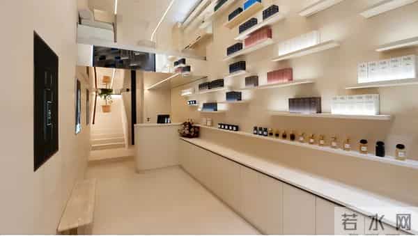 LVMH投资这一高端香水！