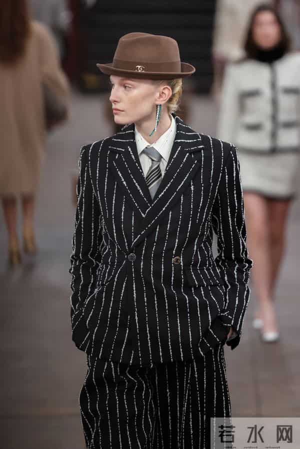 （外代二线）香奈儿2025-26高级手工坊系列时装秀(2)