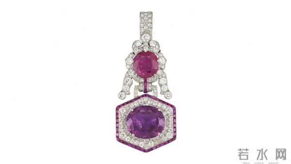 近期伦敦佳士得珠宝拍卖，成交额950万英镑