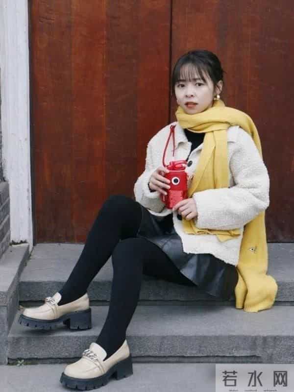 今年秋冬，外套流行“穿短不穿长”，显高显瘦还时髦，照着穿绝了