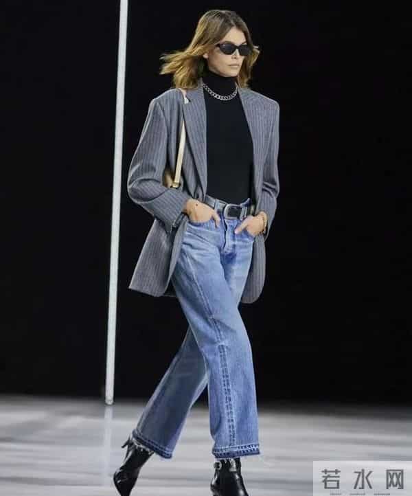 如果你有一双“短靴”，配这条裤子，显瘦又时髦