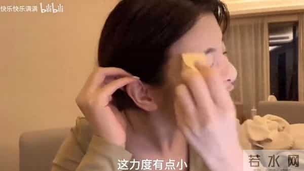 素颜状态绝佳！杨超越随性化妆竟意外好看