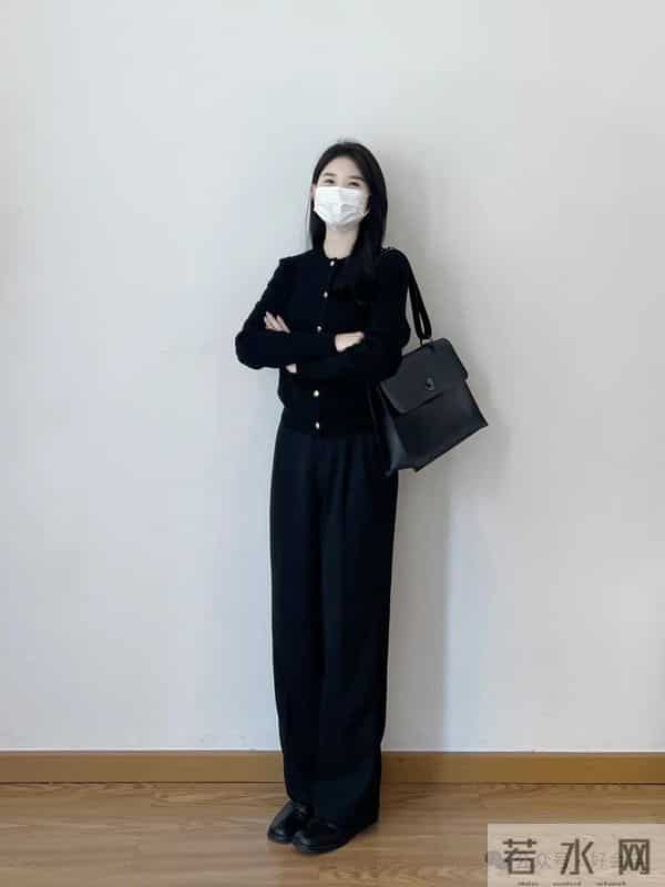 羽绒服里穿什么？18套内搭示范