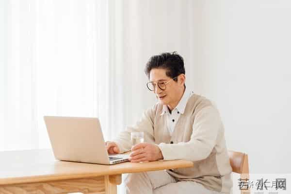 两性问题:男人六十,三种女人最致命!靠近危险,后悔太晚看破