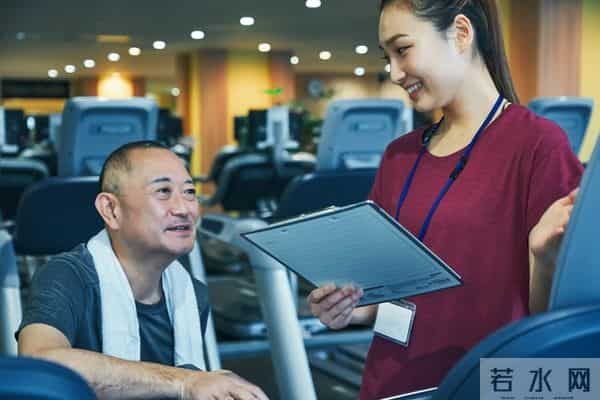 一个中年女人不动声色的背后,有一地碎渣,无半分解药