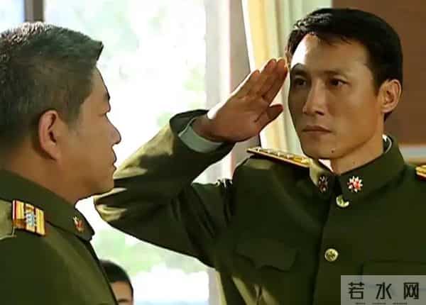 96年妻子考大学后与我离婚,我当兵12年后提干重逢她