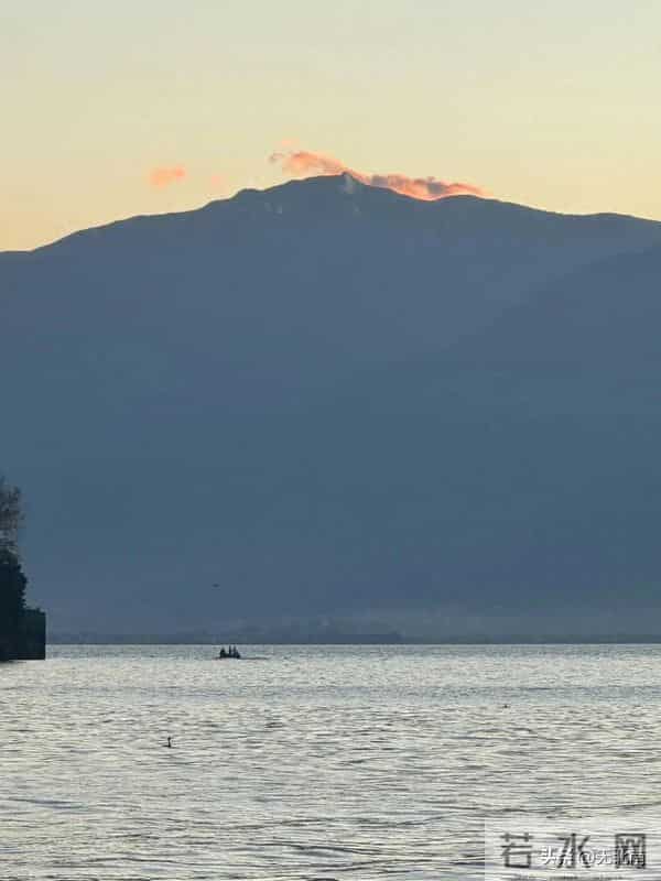 儿子选择在洱海举办婚礼