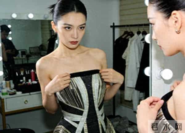 女模特与印度男子接触后，做人流手术，10天后复查，结果怎么样了