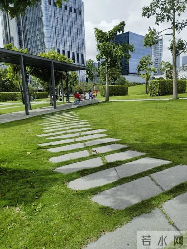 好久没有这样哭过,今夜就让我泪流成河