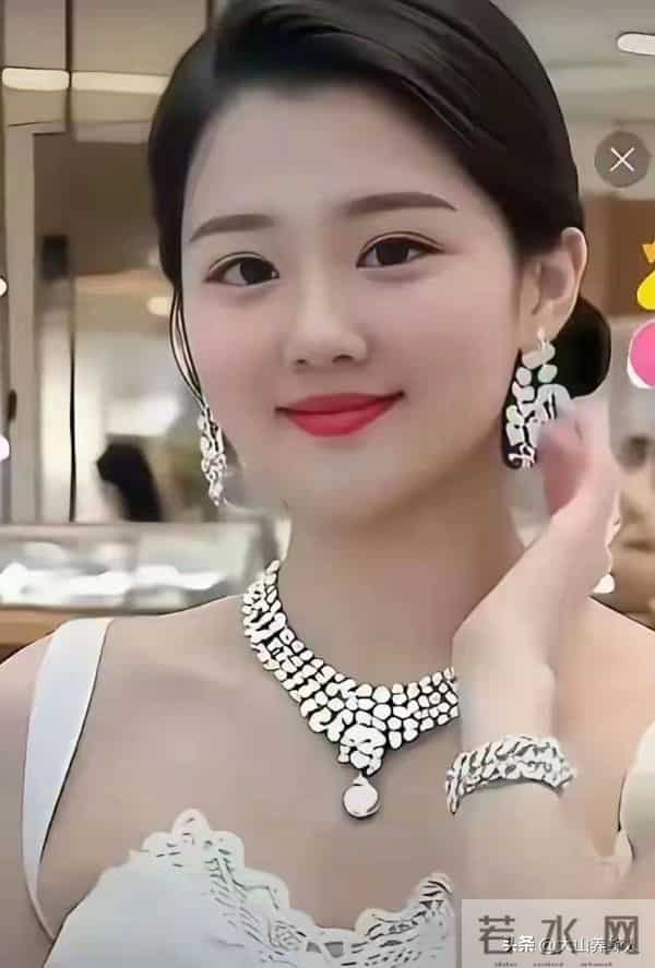 抱一下女人,如果女人有几个反应,多半说明她心里有你!