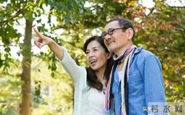 男人过70岁,与女人相处牢记5点,不懂后悔晚了,幸福从细节开始