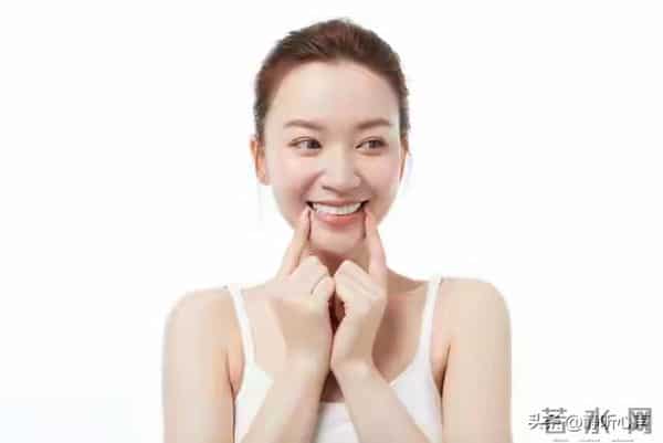 两性交往,刺激女人荷尔蒙的6个“心”开关,让她彻底为你沦陷