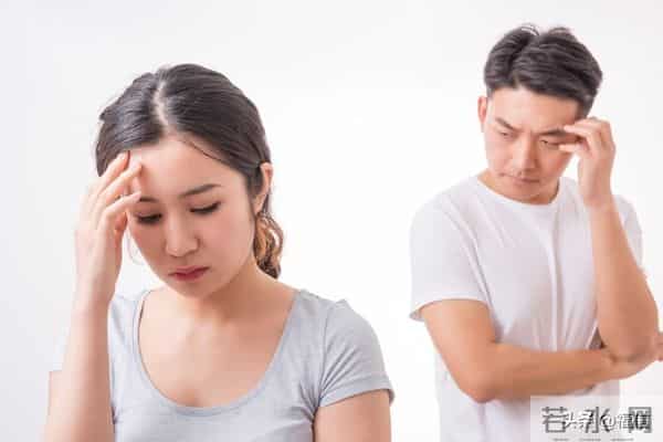 两性关系:女人过了四十,最怕男人做这三件事,尤其是最后一件!