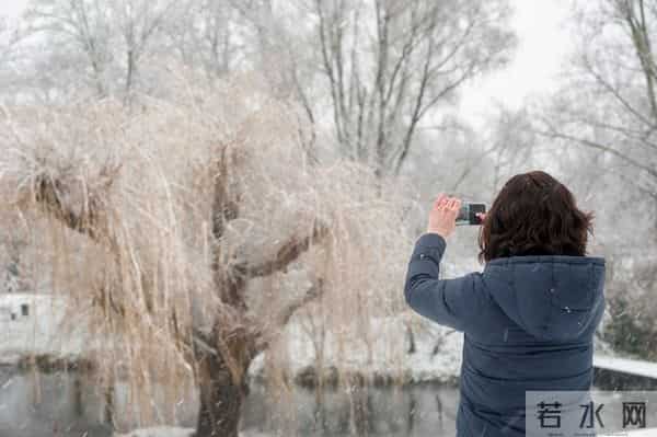 许多中年女人，尽管有着情感需求，却对自己的老公生理性厌恶呢？
