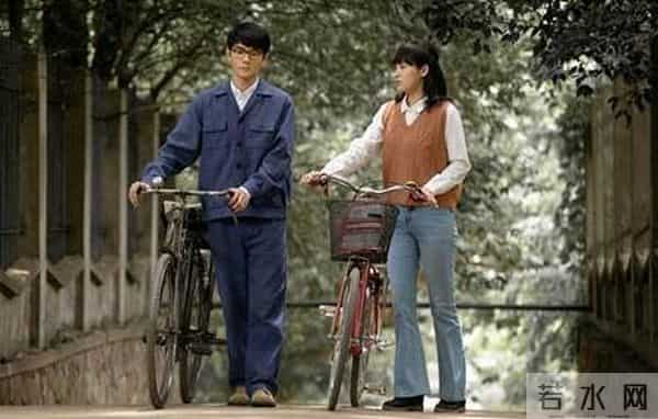 96年妻子考大学后与我离婚,我当兵12年后提干重逢她