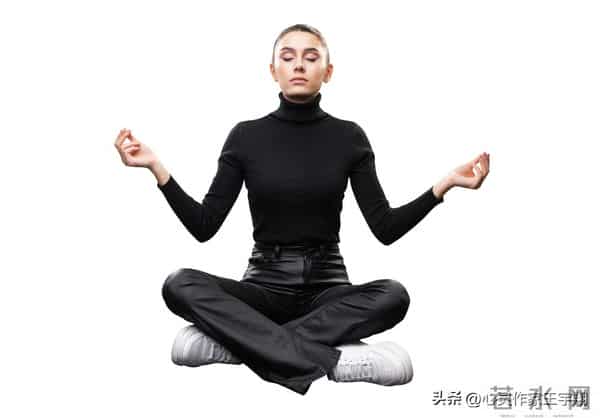 不必追他人花期,忙中守心自有节奏,专注热爱终成更好的自己