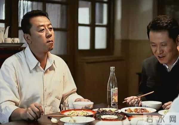 96年妻子考大学后与我离婚,我当兵12年后提干重逢她