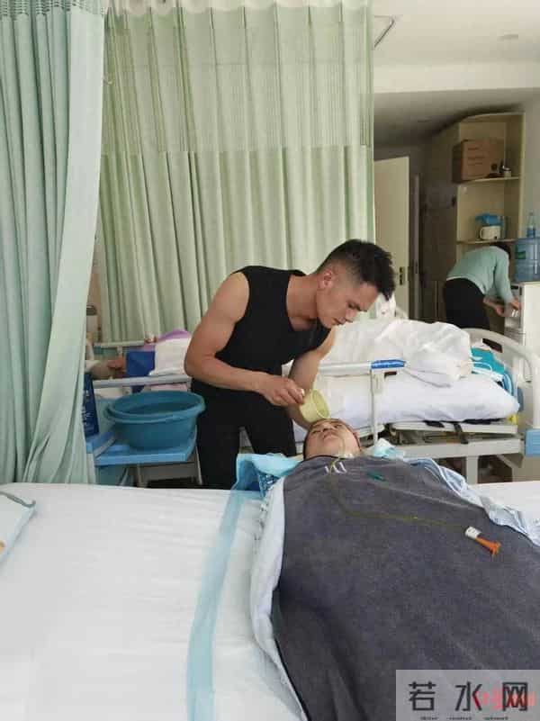 云南女子车祸成植物人，未婚夫守在身边照顾一年，如今女子怎样了