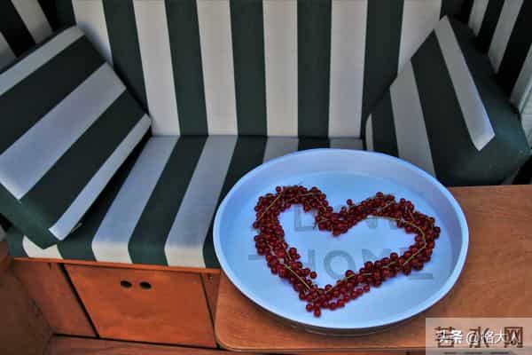 真相比你想象的现实：有钱人娶妻，看中的根本不是脸