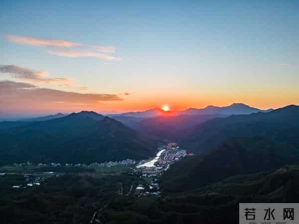 云南女子车祸成植物人,未婚夫守在身边照顾一年,如今女子怎样了