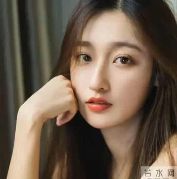 记住两性交往中，女人最反感的几种行为，男人千万不要触碰底线！