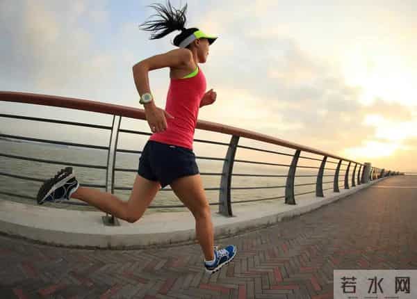 专家研究：抑郁的人，最需要的不是爱，而是持续的坚持这3个锻炼