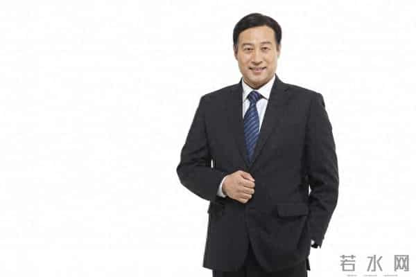 人到中年须打扮