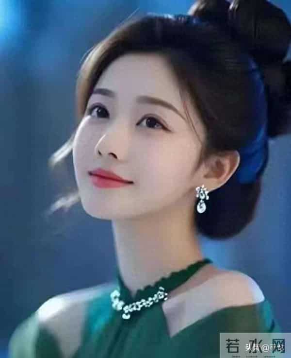 两性关系：70岁后，女人愿意被你抱，说明这几个心理防线已崩溃