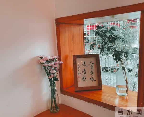 人活到通透的三个觉醒：当下即圆满，孤独即清欢，活着即顶配。