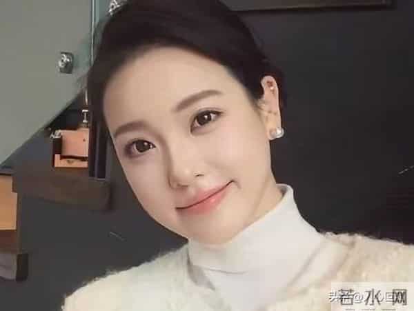 “她是不是喜欢你？”直男式观察指南，让你不再错过信号