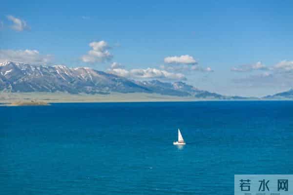六十岁以后,还能谈笑风生,还能行动自如,那就是最幸福的人