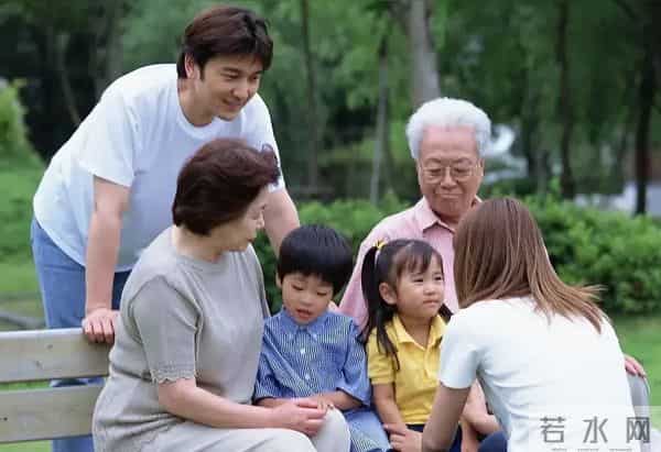 两性关系-不管你信不信，女性过60岁，基本都有如下几个需求！