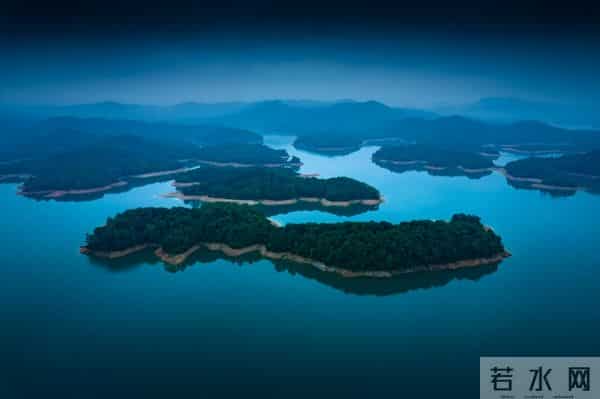 云南女子车祸成植物人,未婚夫守在身边照顾一年,如今女子怎样了