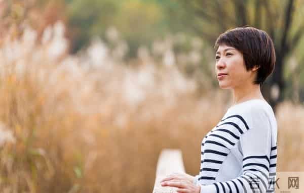 两性关系-50岁,不怕你动手动脚,就怕你动这三样