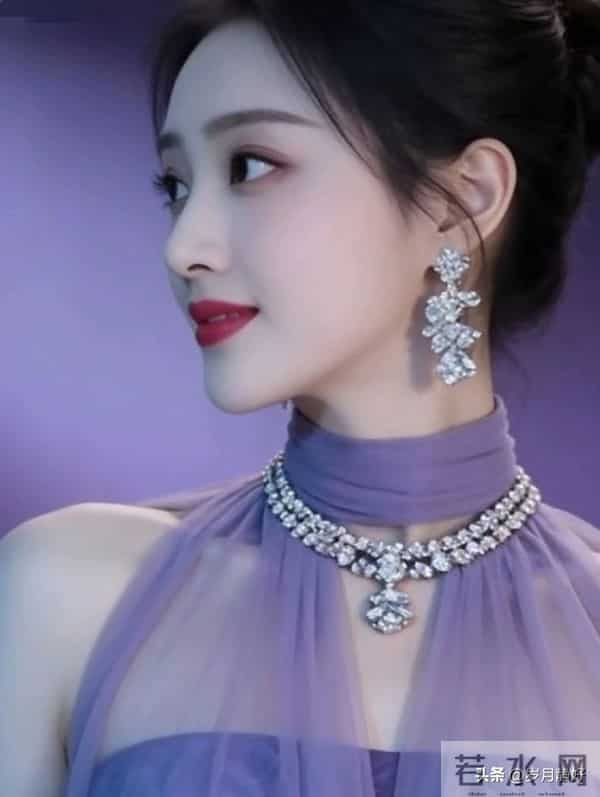 征服中年女人的最快方法,不是一直聊天,而是“禁果效应”