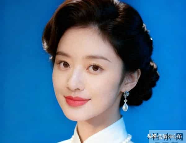 别再可怜那个独来独往的人了,心理学家:你可能根本高攀不起