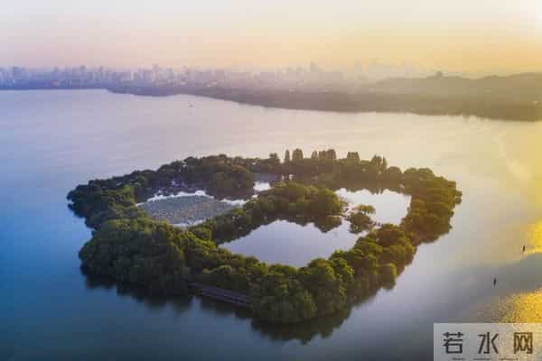 20句“人间清醒”语录:读完心静了,万事皆可安