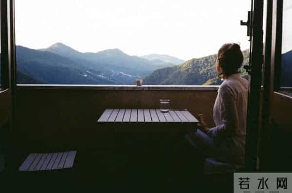 大多数焦虑症、强迫症患者一旦吃上药了,心理疗愈便不会再坚持了