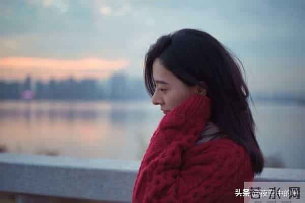 女人越“不联系你”,越说明这3件事,男人别不懂