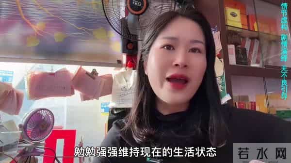 一边疯狂的倒闭转让,一边疯狂的开店接店。总有不怕死的出...