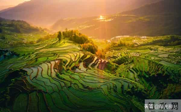 人生路上，最靠谱的“贵人”是那个咬牙坚持的自己！