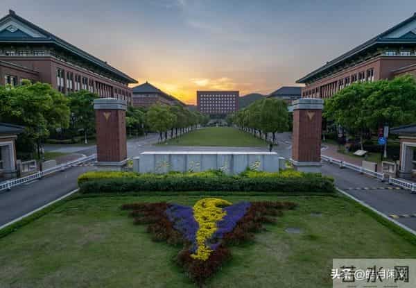 大学不入党、不当学生干部，毕业必吃的3个亏，比成绩差还难翻盘