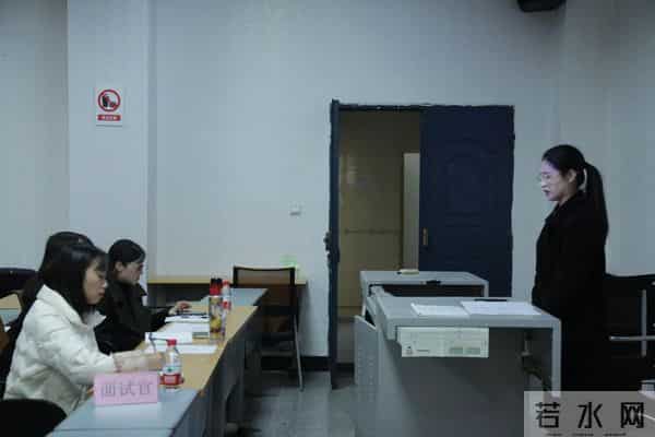 “吕布都服你!”博士生晒三份学历证明,三姓家奴下场都不好!