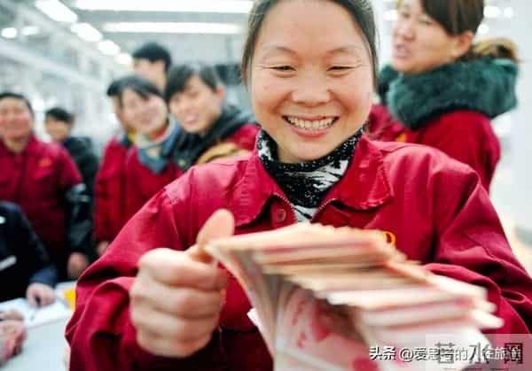 70后退休新规落地:延迟退休怎么算?5组数据说透晚年生活