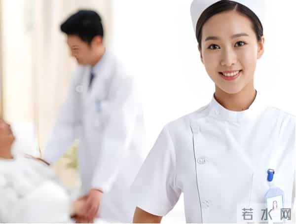 终于有专家说实话了!为什么,普通人存30万比“登天”还难?