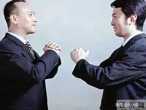 27条人性铁律:看清本质,才能在人际交往中稳扎稳打,值得收藏